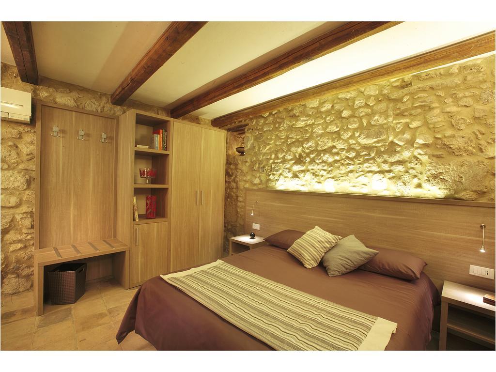 Residenze Portacastello Bed and Breakfast Isernia Exteriör bild