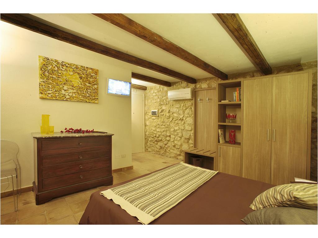 Residenze Portacastello Bed and Breakfast Isernia Exteriör bild